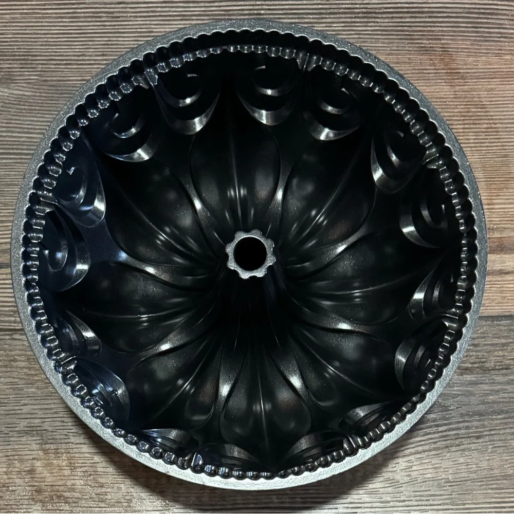 Nordic Ware vintage nordic